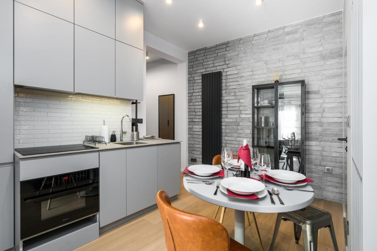 Central Apartments Garbary By Noclegi Renters Poznan Exterior photo
