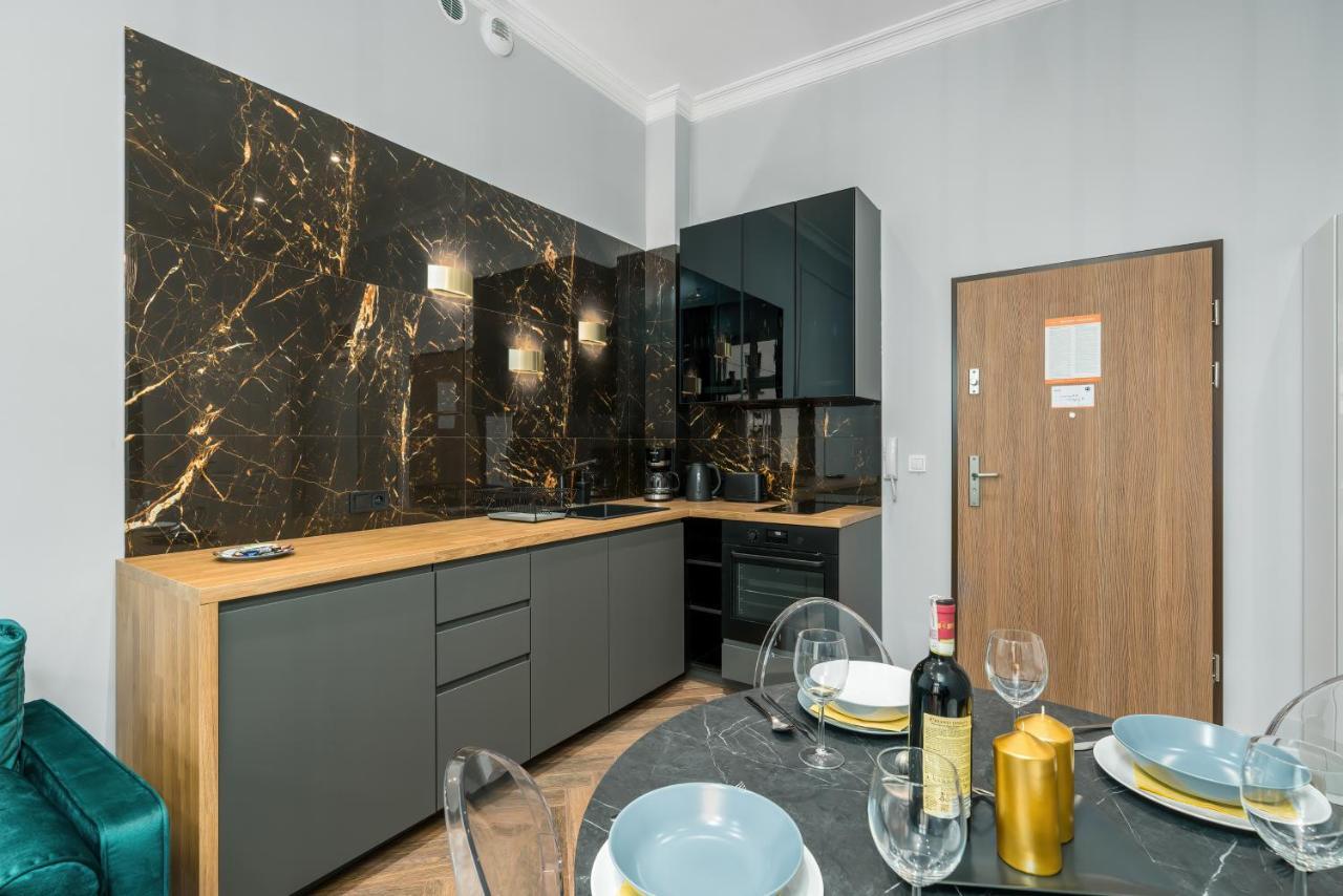 Central Apartments Garbary By Noclegi Renters Poznan Exterior photo