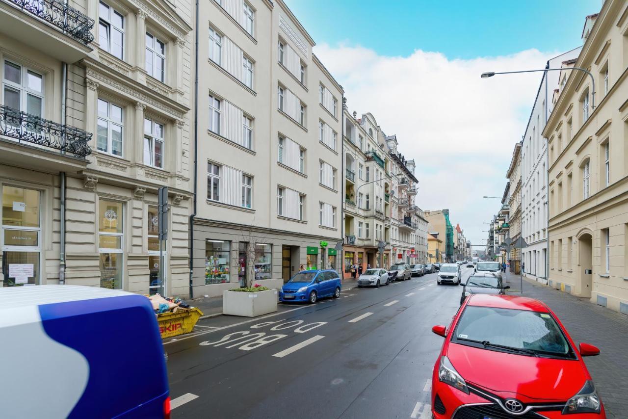 Central Apartments Garbary By Noclegi Renters Poznan Exterior photo